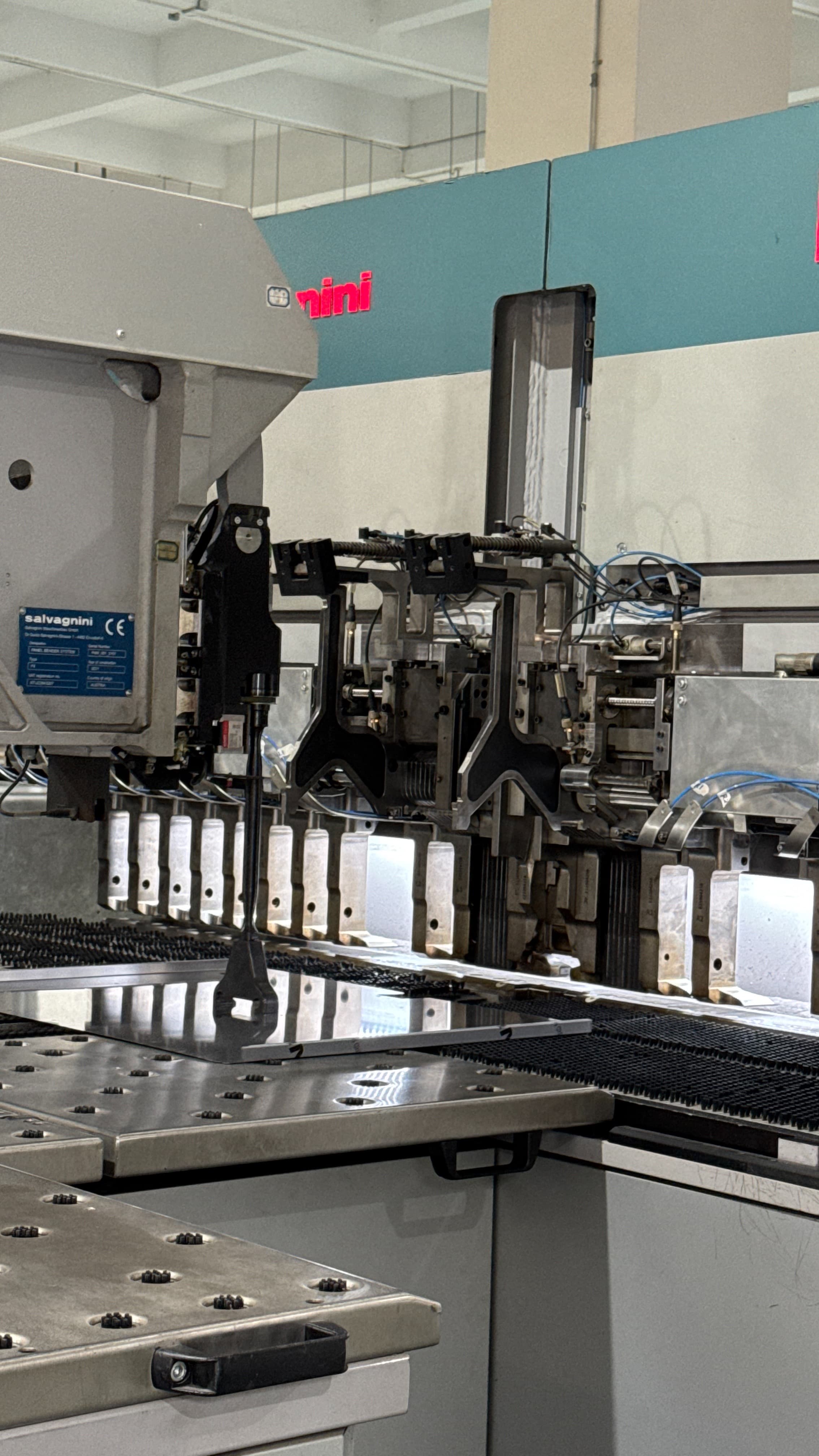 Manufacturing stage 03: Line and cell processing