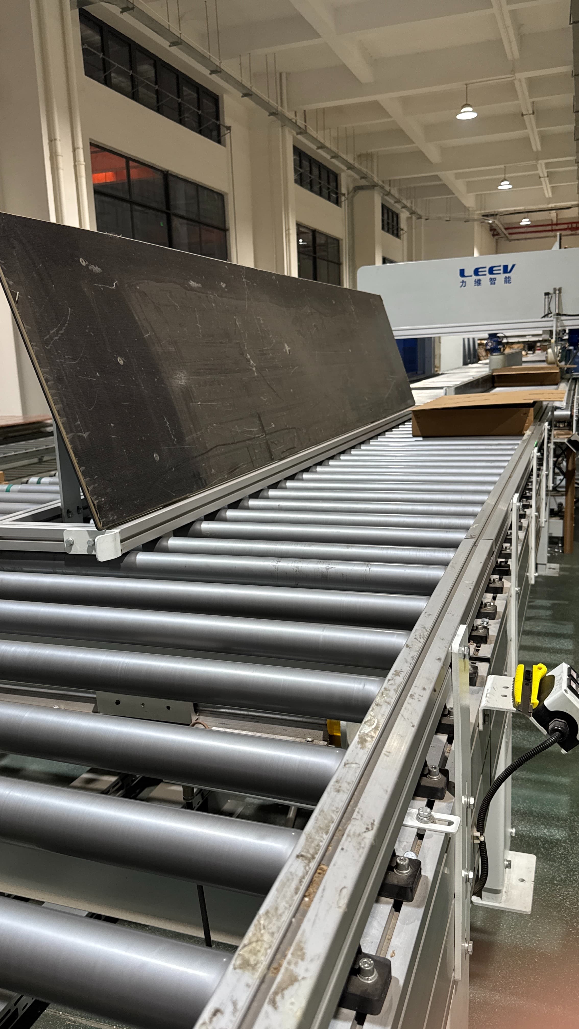 Manufacturing stage 05: Packing and protective staging