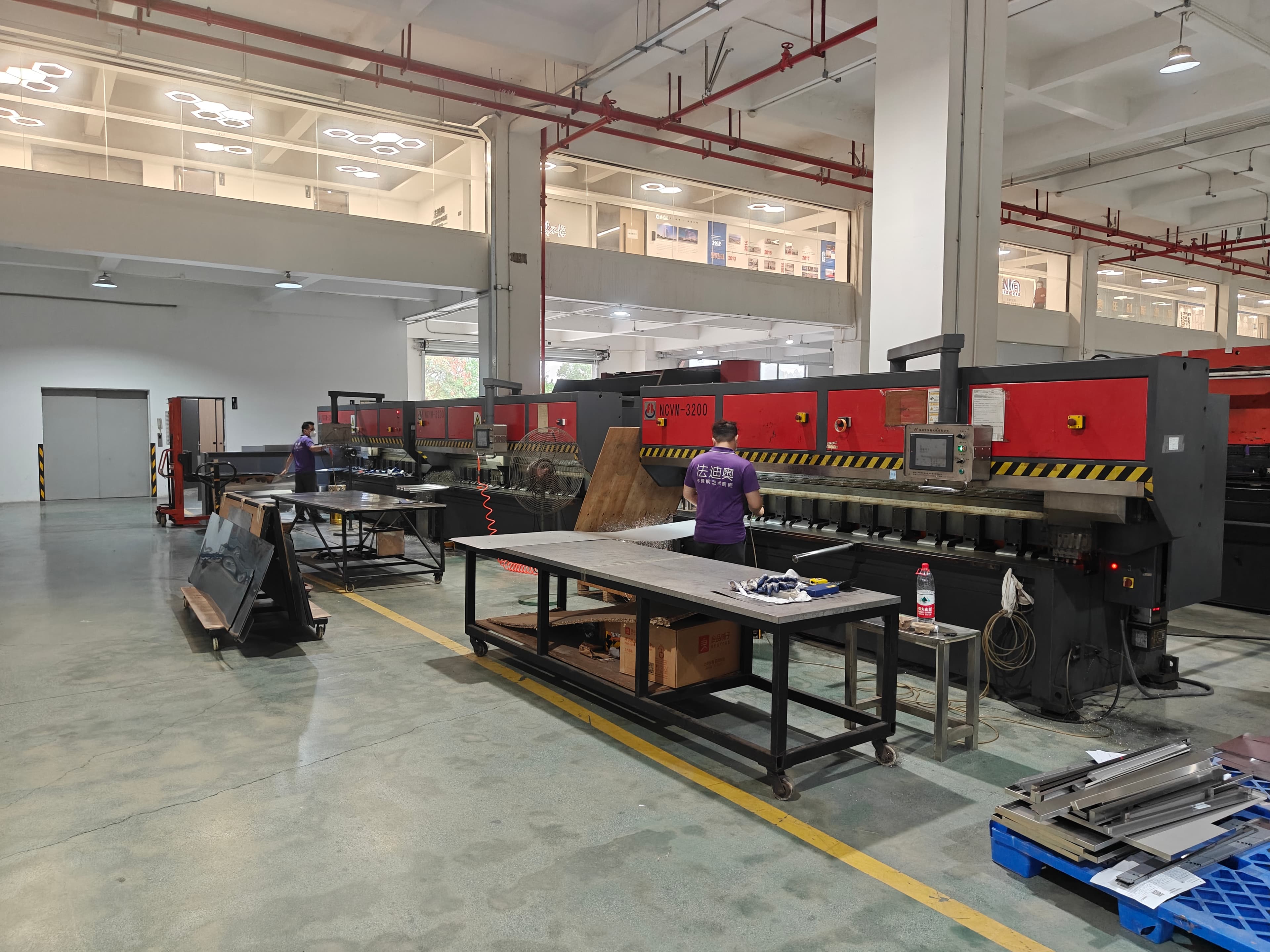 Manufacturing stage 02: Bending and forming