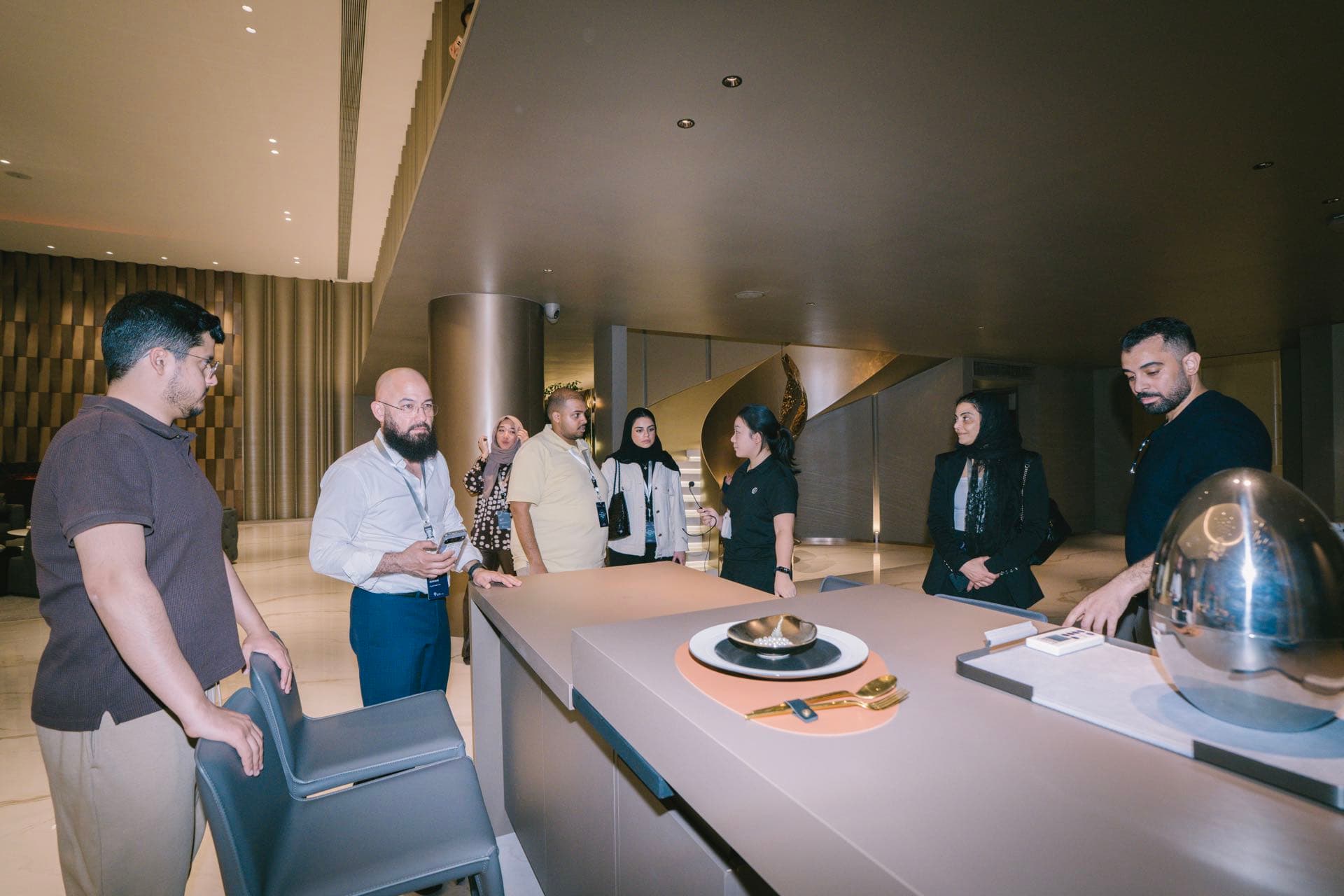 Product and finish discussion in the showroom during a trade visit