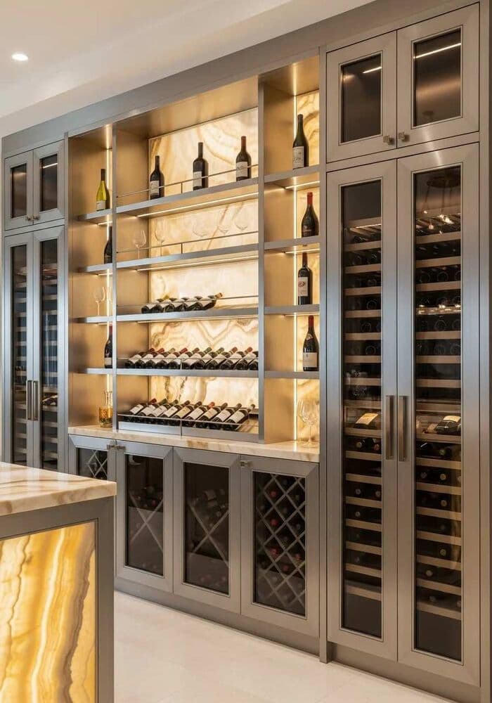 Cellier — The wine cabinet, at room temperature.